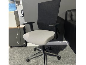 Кресло для руководителя POF A601
